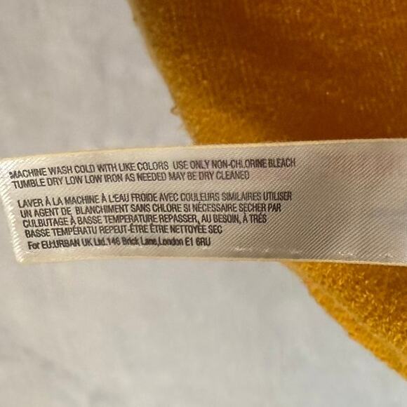 Free People Beach L Fresno Terry Buttoned Golden Pollen Yellow TOP Summer Resort - Picture 10 of 11